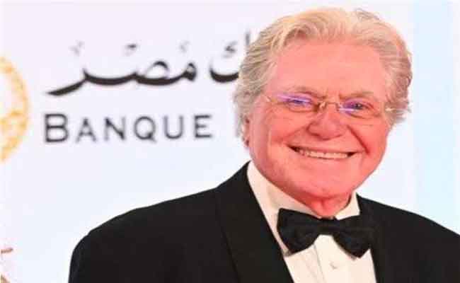 يسرا تظهر برفقة حسين فهمي...شاهدوا أوائل توافد النجوم على حفل ختام مهرجان القاهرة