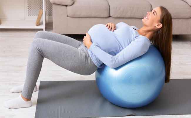 أهمية ممارسة الرياضة الخفيفة خلال فترة الحمل وخاصة في الشهر الأخير...