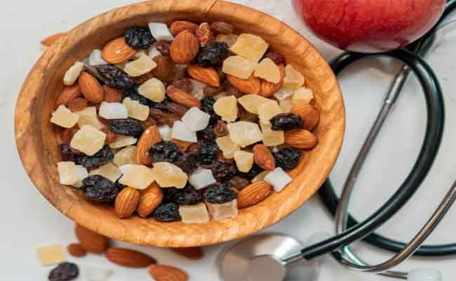 فوائد الفواكه المجففة لصحة النساء لا تُقدّر بثمن وفق طبيبة...