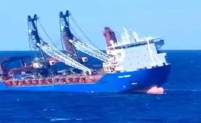 الخارجية الروسية تعلن عن غرق سفينة روسية تغرق بين إسبانيا والجزائر