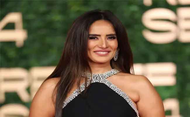 زينة تكشف عن أهم قرار لها ستنفذه في عام 2025...