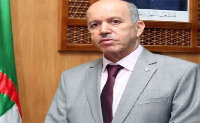 سايحي يشدد على ضرورة الإسراع في تطبيق القوانين الأساسية والأنظمة التعويضية للأسلاك الصحية