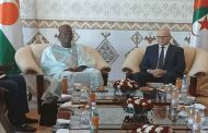 شروع وزير البترول النيجري في زيارة عمل للجزائر