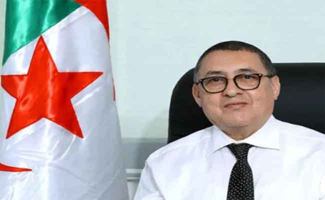 مراد يجري محادثات مع نظيره الإسباني