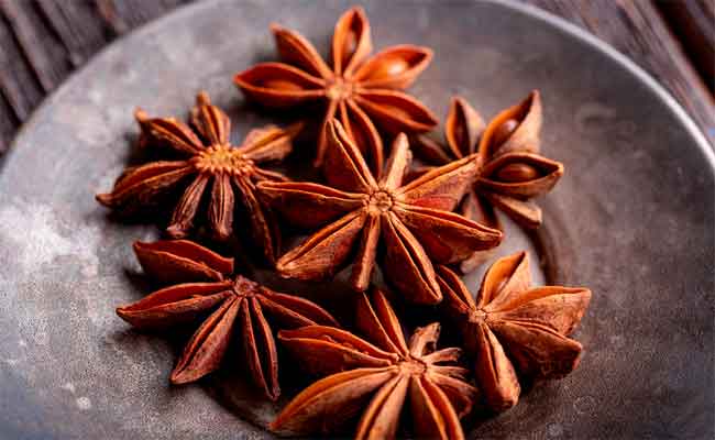 فوائد اليانسون النجمي صادمة لصحتكِ لن تتخلي عنها...