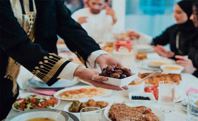 الصيام يطهر الجسم من السموم شرط الالتزام بتعليمات طبيبة التغذية...