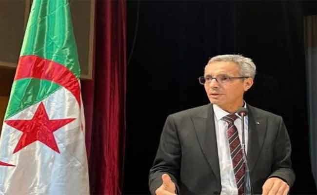 بللو يؤكد أن المرأة الجزائرية لا تزال تمثل حجر الزاوية في مختلف الميادين