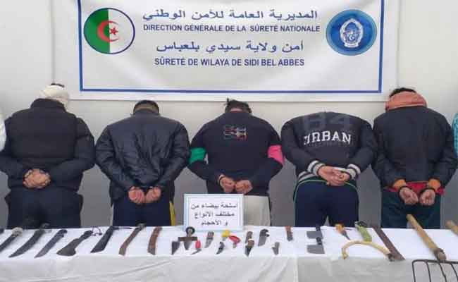 تفكيك شبكة إجرامية مدججة بأشكال وأحجام من السلاح الأبيض روعت الساكنة