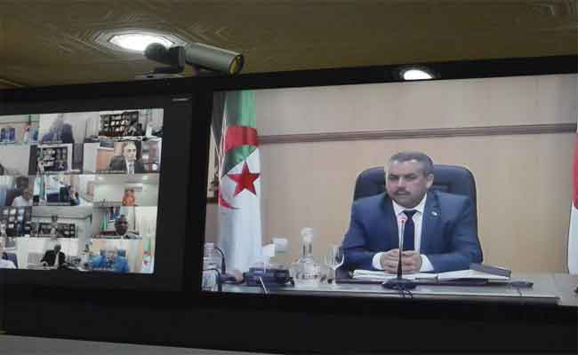 وزير التربية يتدخل في ملف امتناع بعض الأساتذة عن صب نقاط التلاميذ