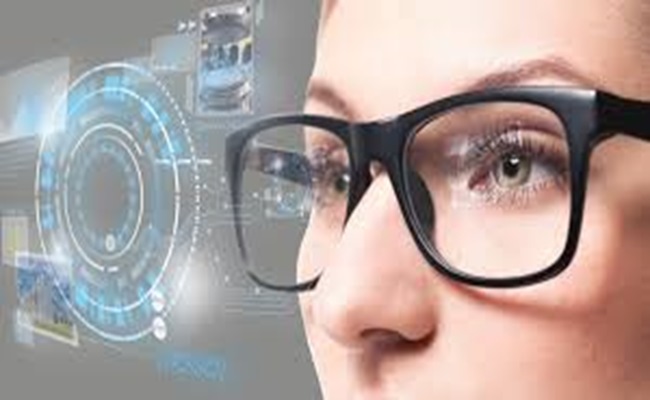 بعد الإعلان عن نهاية الهواتف الذكية...زوكربيرغ يكشف عن البدائل