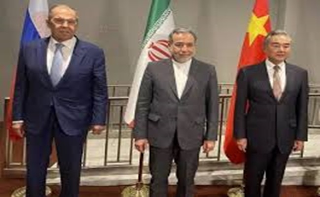 في بكين...قمة ثلاثية لبحث الملف النووي الإيراني