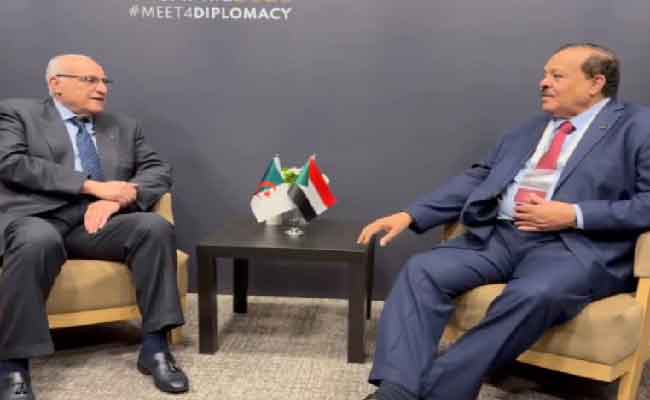 عطاف يعقد لقاءات ثنائية مع عدد من نظرائه على هامش منتدى أنطاليا الدبلوماسي