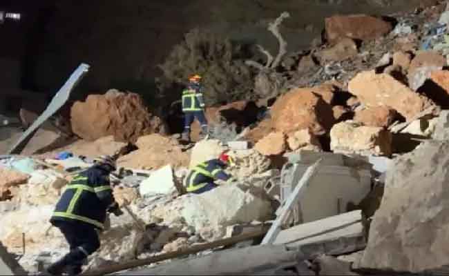 انهيار سكنات قصديرية بوهران يخلف 4 قتلى و13 جريحا