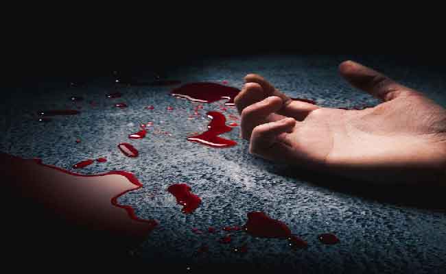 تفاصيل جريمة قتل مديرة ثانوية وابنتها على يد طليقها بمدينة مفتاح