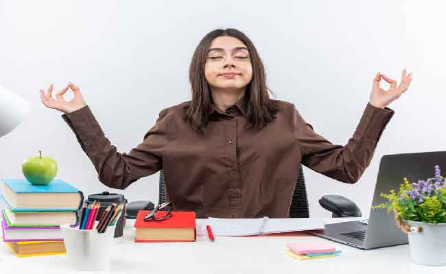 كيف تقلّلين الضغط اليومي وتحمين صحتكِ كامرأة؟ اختصاصية تفيدكِ