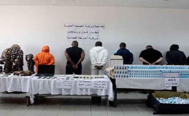 الإطاحة بشبكة إجرامية دولية يقودها رعايا أفارقة تحترف تهريب الأدوية وتزوير النقود والشعوذة