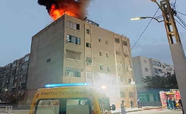 اندلاع النيران في مولد كهربائي بسطح عمارة بسيدي بلعباس