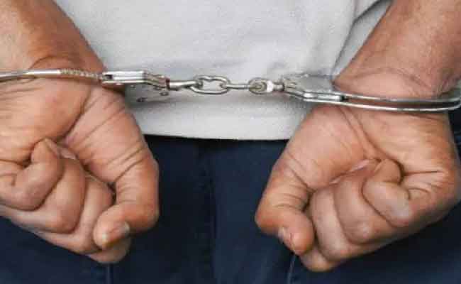 تفكيك عصابة إجرامية تورطت في محاولة اغتيال شخص بمسدس ببجاية