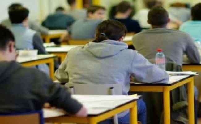 أكثر من 850 ألف مترشح يدخلون غمار اجتياز امتحان البكالوريا غدا