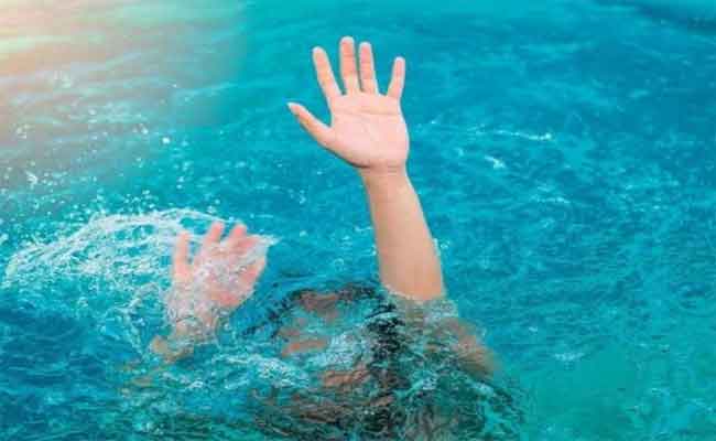 غرق ثلاثيني في مسبح بالجلفة