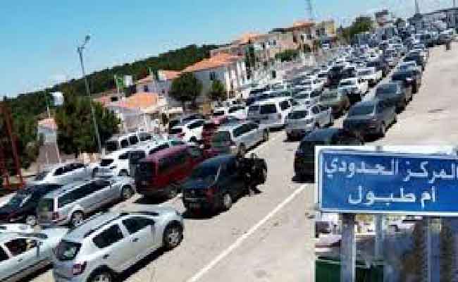 سكوب هكذا يستغل الجنرالات السياح الجزائريين لإغراق تونس بالمخدرات والسلاح