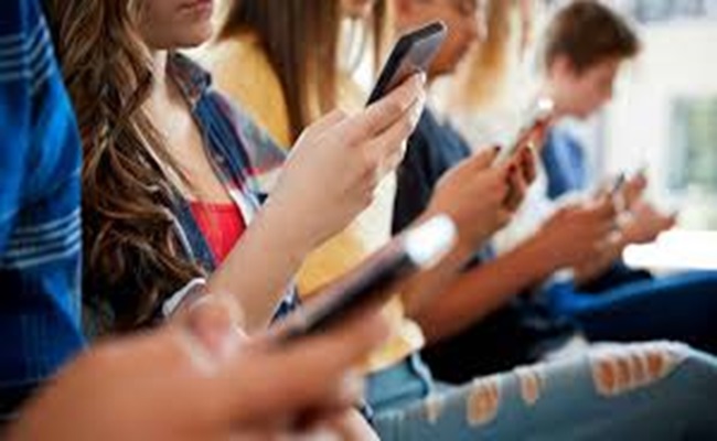 التكنولوجيا الرقمية...الأطفال يستجيبون لخطر 