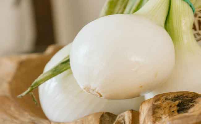 فوائد البصل الأبيض للنساء...سوف تُدهشكِ