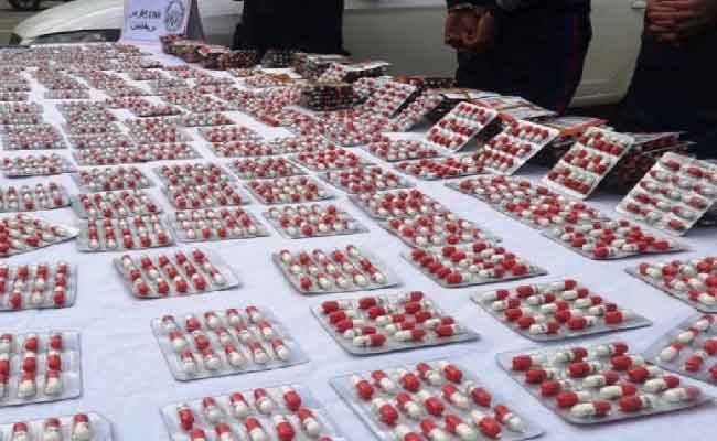 الإطاحة بعشريني متلبسا بأزيد من ألف قرص مهلوس بالبليدة