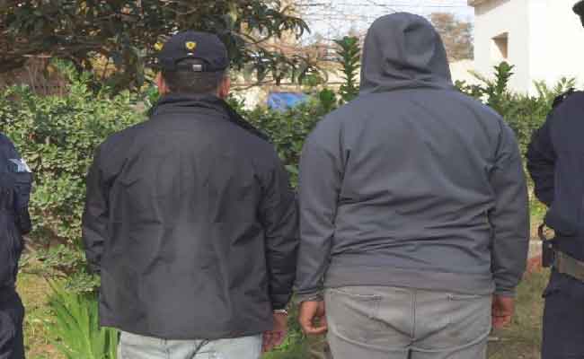 فيديو متداول يطيح بسائقي حافلتين قاما بمناورات خطيرة بالبليدة