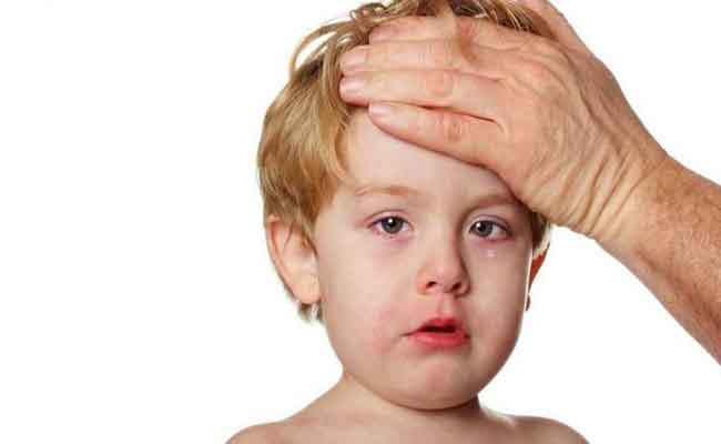 علامات مقلقة تدل على التهاب السحايا لدى طفلك...لا تتجاهليها