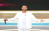 أحمد سعد عن إطلالاته الغريبة: أسخر من نفسي أحياناً