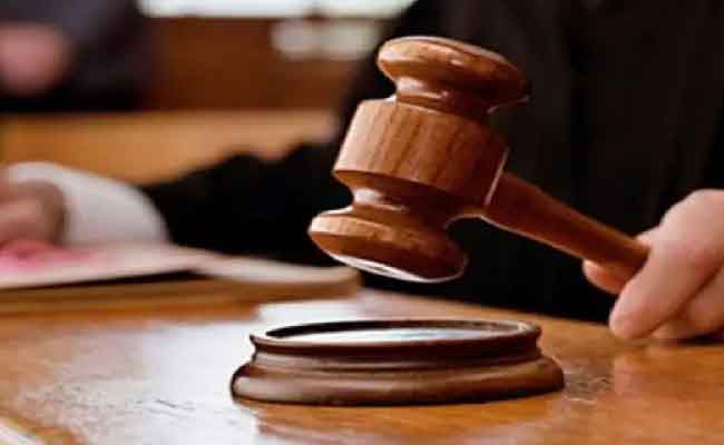 إدانة ابن بـ5 سنوات حبساً نافذاً ودينار رمزي اعتدى على والدته بقارورة ماء مجمدة في باب الوادي