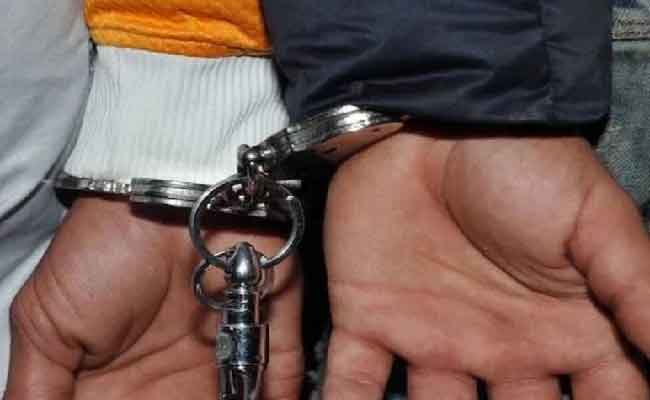 الإطاحة بشخصين تورطا في في السرقة بالعنف بتيسمسيلت