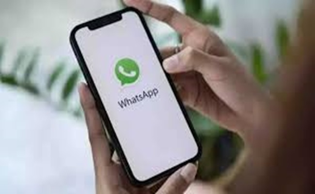 لمستخدمي آيفون...ميزة طال انتظارها من واتساب