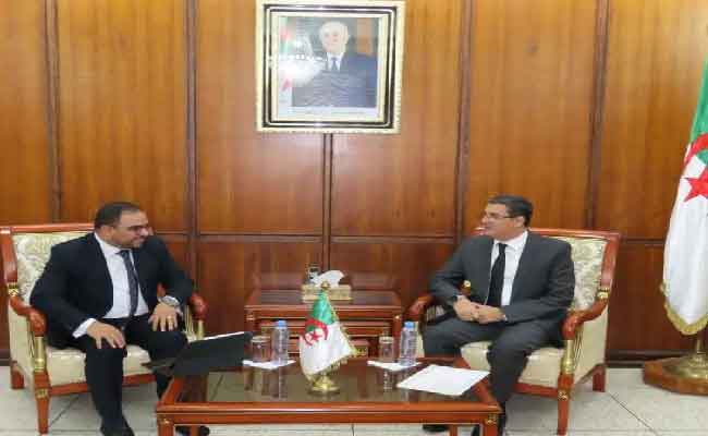 آيت مسعودان يؤكد مواصلة الجزائر دعم المبادرات القارية لترقية الصحة العمومية في إفريقيا