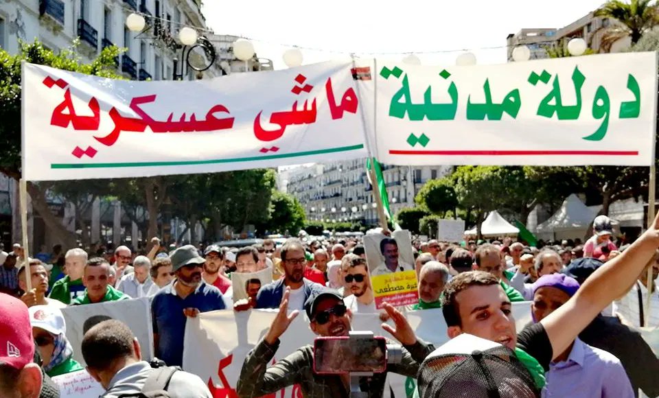 بداية الغيث قطرة احتجاجات سلمية قليلة بدأت تخرج في ولايات الجمهورية ضد حكم الجنرالات...