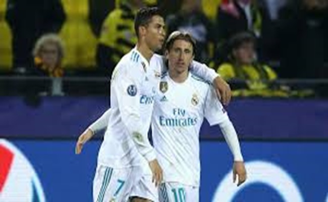 هل يجتمع رونالدو ومودريتش مجددا