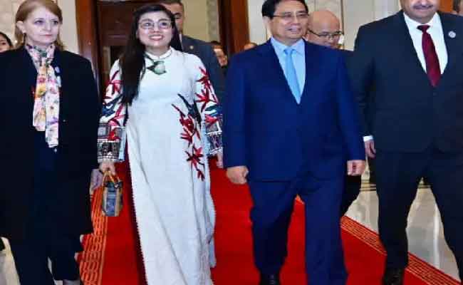 اختتام رئيس الوزراء الفيتنامي زيارته إلى الجزائر