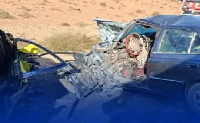 مصرع 3 أشخاص وإصابة 7 آخرين  في اصطدام بين سيارة وسيارة أجرة بالمسيلة