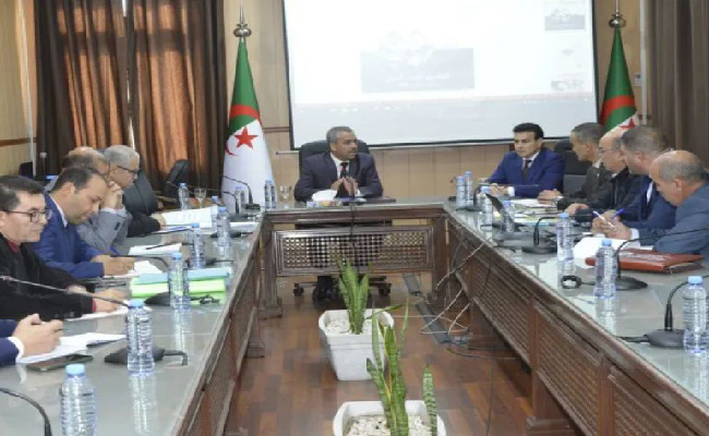 تشديد سعداوي على ضمان الشفافية في تسيير الخدمات الاجتماعية