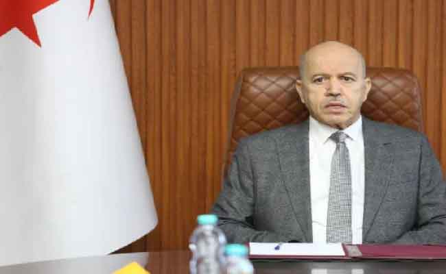 سايحي يوصي بتسهيل إدماج طالبي العمل...