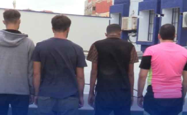 تفكيك عصابة أحياء تروج المخدرات ومدججة بالأسلحة البيضاء بسطيف