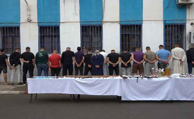 توقيف 19 شخصا تورطوا في الاعتداءات والسرقة والمخدرات بالبليدة