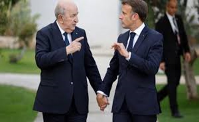 فضيحة الشاذ تبون على القنوات الدولية والاروبية وبطلها الديك الفرنسي الرئيس ماكرون...