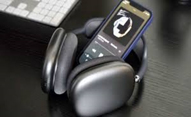 تطيل عمر البطارية وتحافظ على الأداء...أداة ذكية في سماعات 