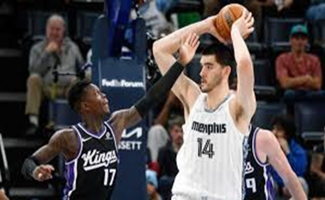 NBA...كينغز ينهي سلسلة من ثماني هزائم بالفوز خارج أرضه على ناغتس