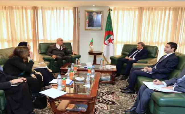 بوعمامة وعصاد يبحثان تعزيز التعاون لترقية الإعلام الناطق بالأمازيغية