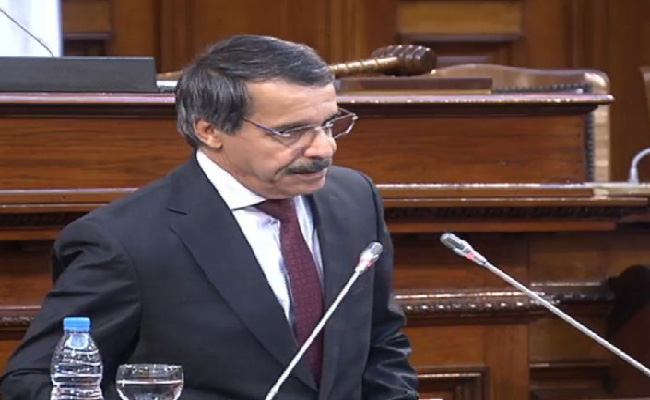 بوالزرد يستعرض مشروع قانون المالية أمام أعضاء مجلس الأمة