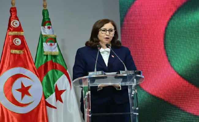 إشادة رئيسة الحكومة التونسية بالإصلاحات العميقة التي تشهدها الجزائر