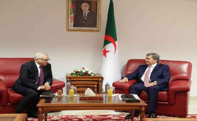 إشادة بوعمامة بمجهودات الديوان الوطني لحقوق المؤلف